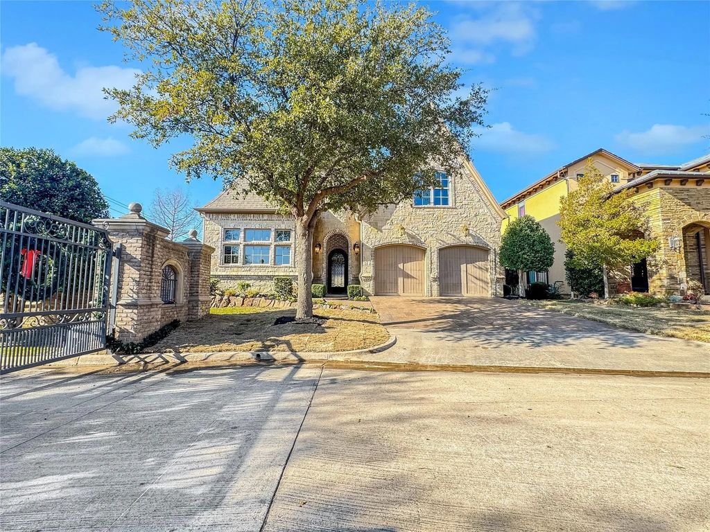 5064 Copperglen Circle, Colleyville