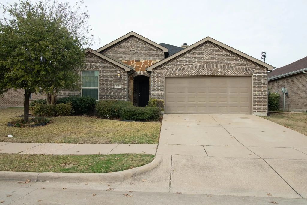 2024 Enchanted Rock Drive, Forney