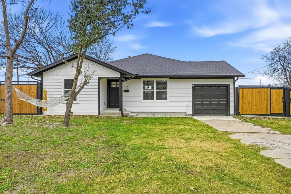 717 Circle Drive, Arlington