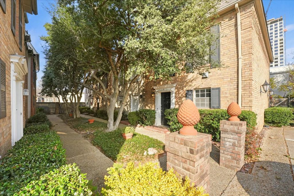 4409 Travis Street L, Dallas