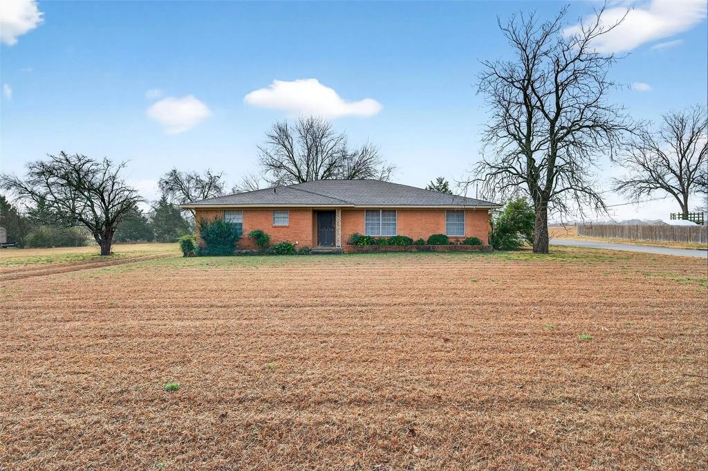 3928 W Houston Street, Sherman