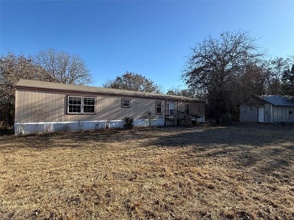 1763 Mathers Road, Sunset