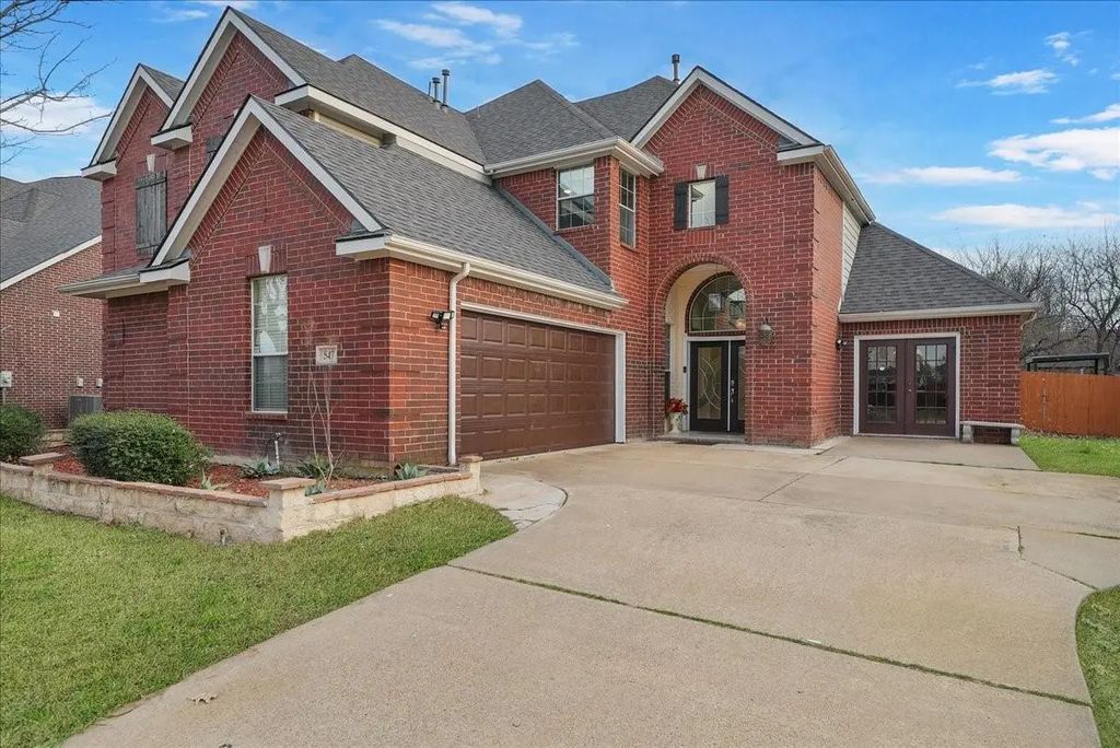 547 Breton Drive, Grand Prairie