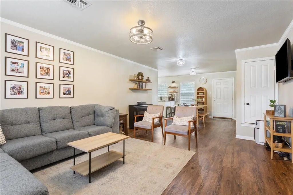401 Mahon Hollow Drive, Waco