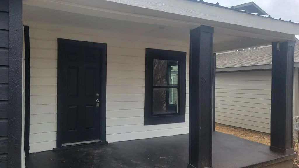 309 W Hull Street, Denison