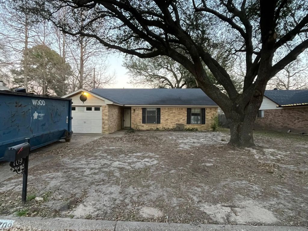 709 Southoak Drive, Athens