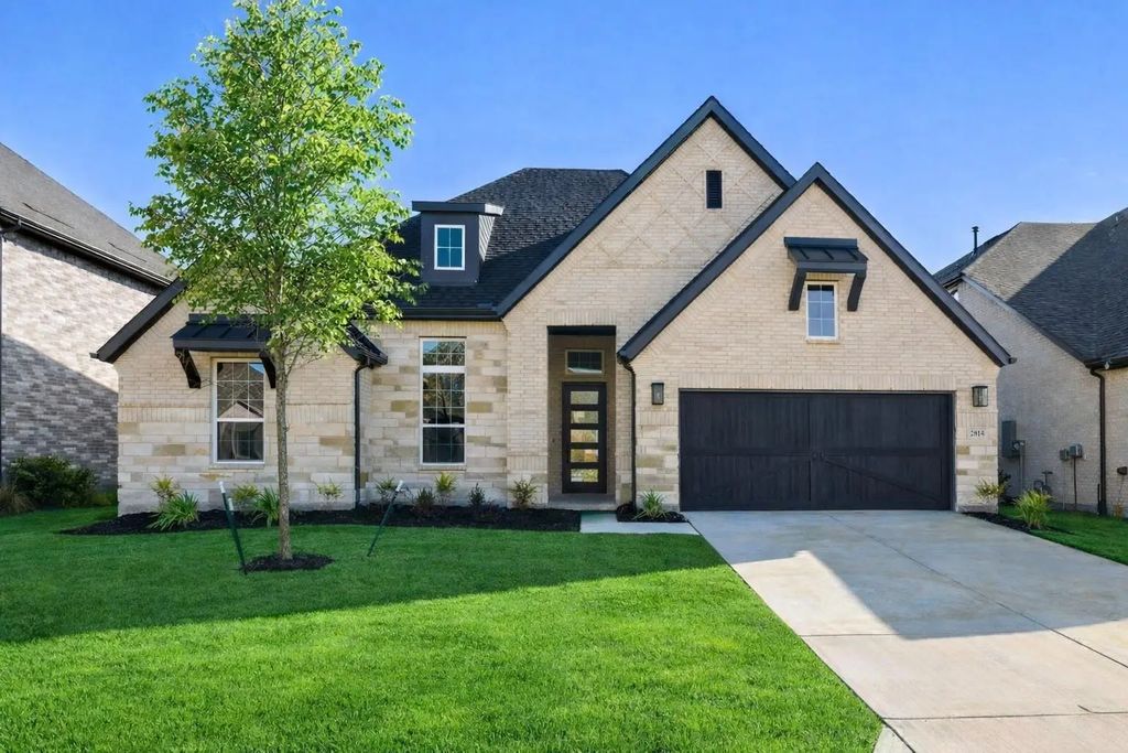2814 Burnely Court, Celina