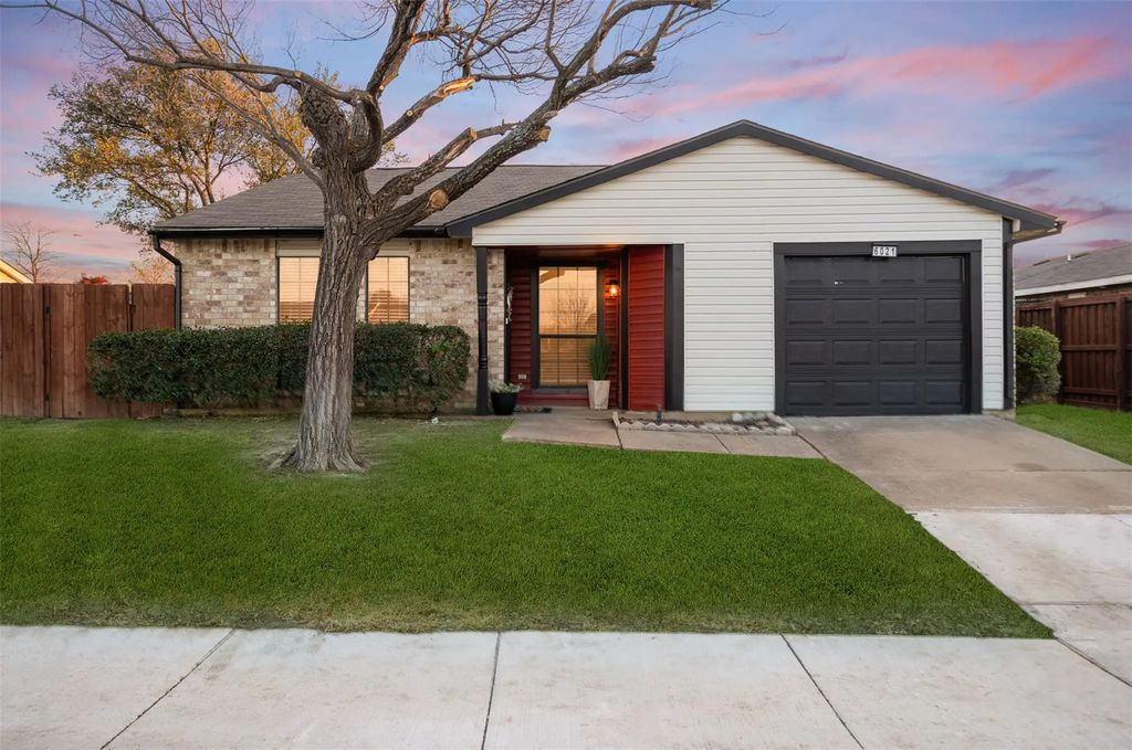 6021 Dunn Drive, The Colony