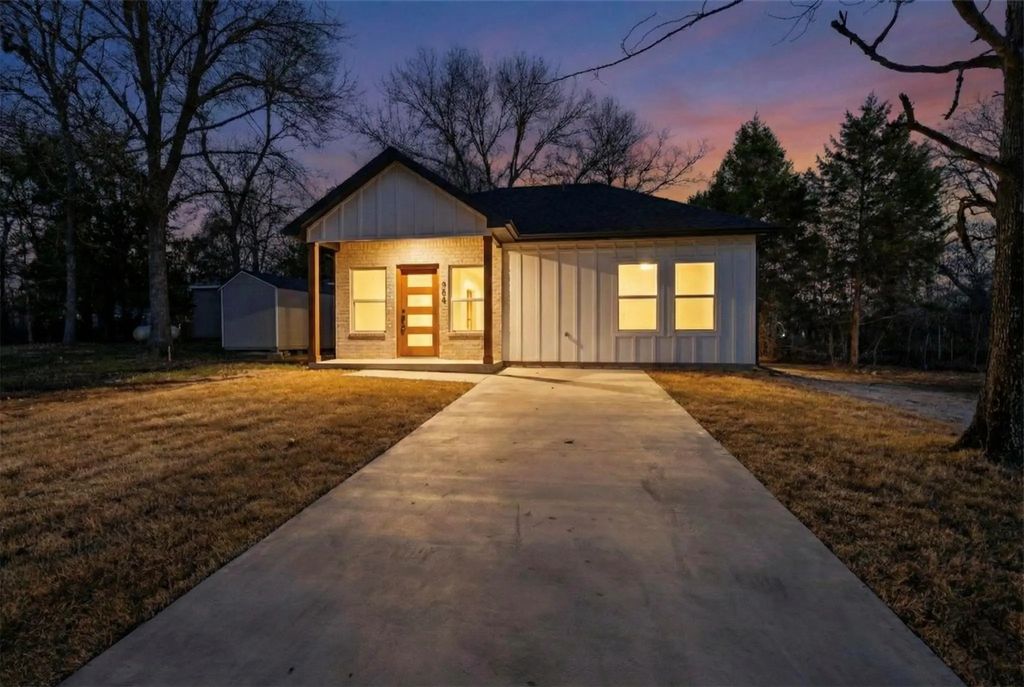 305 Garner Drive, Mabank