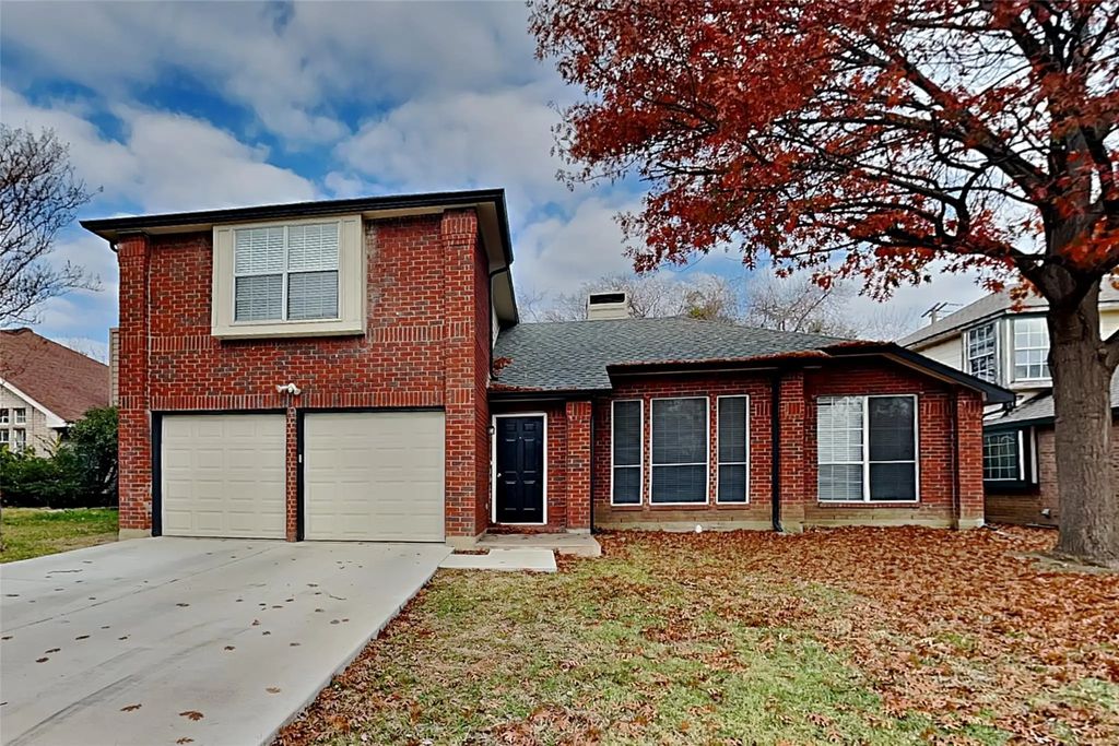 1011 Silver Spruce Drive, Arlington