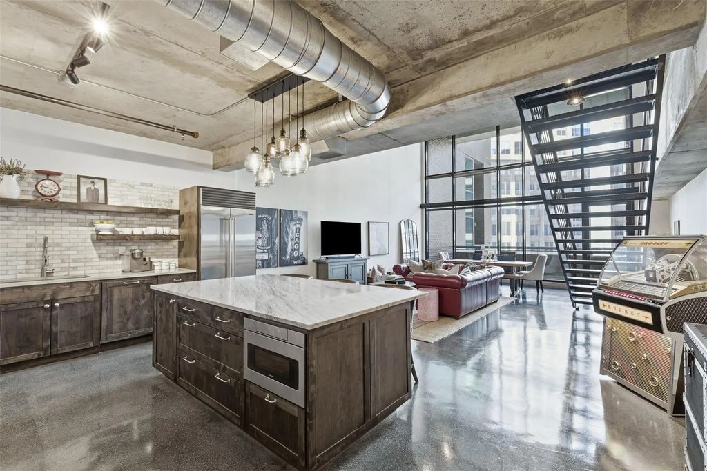 1999 Mckinney Avenue 1205, Dallas