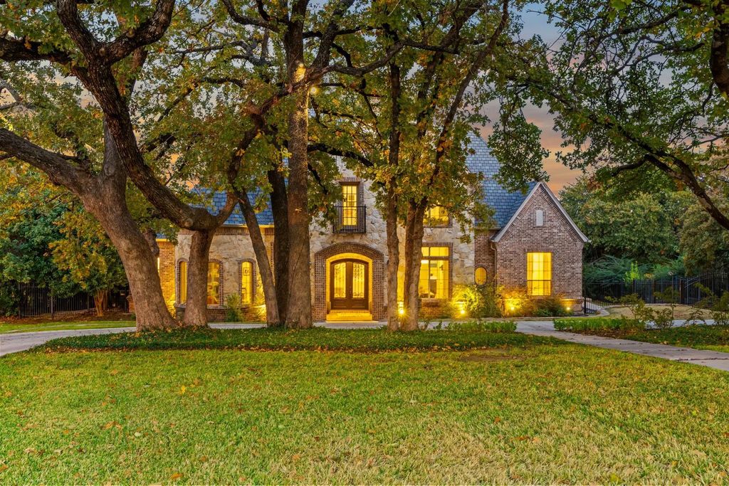 3049 Loch Meadow Court, Southlake