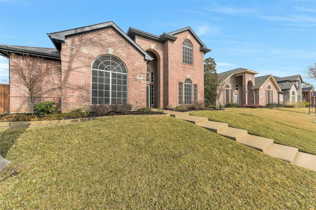 857 Summit Pointe, Lewisville