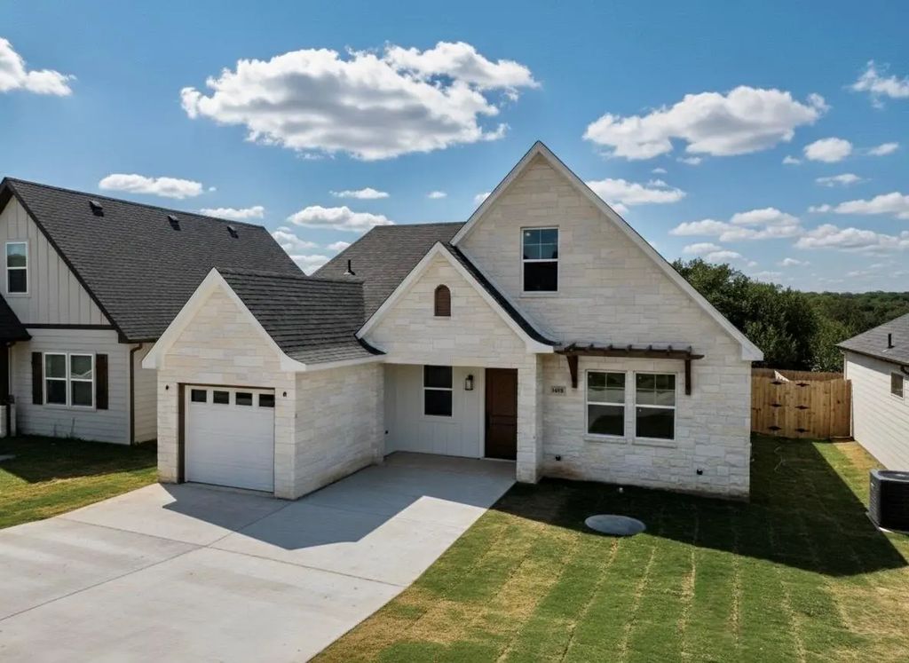 5610 San Jacinto Drive, Granbury