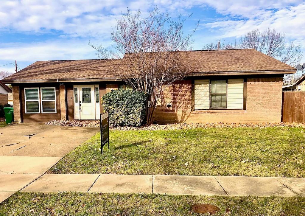 1023 Terry Way, Carrollton
