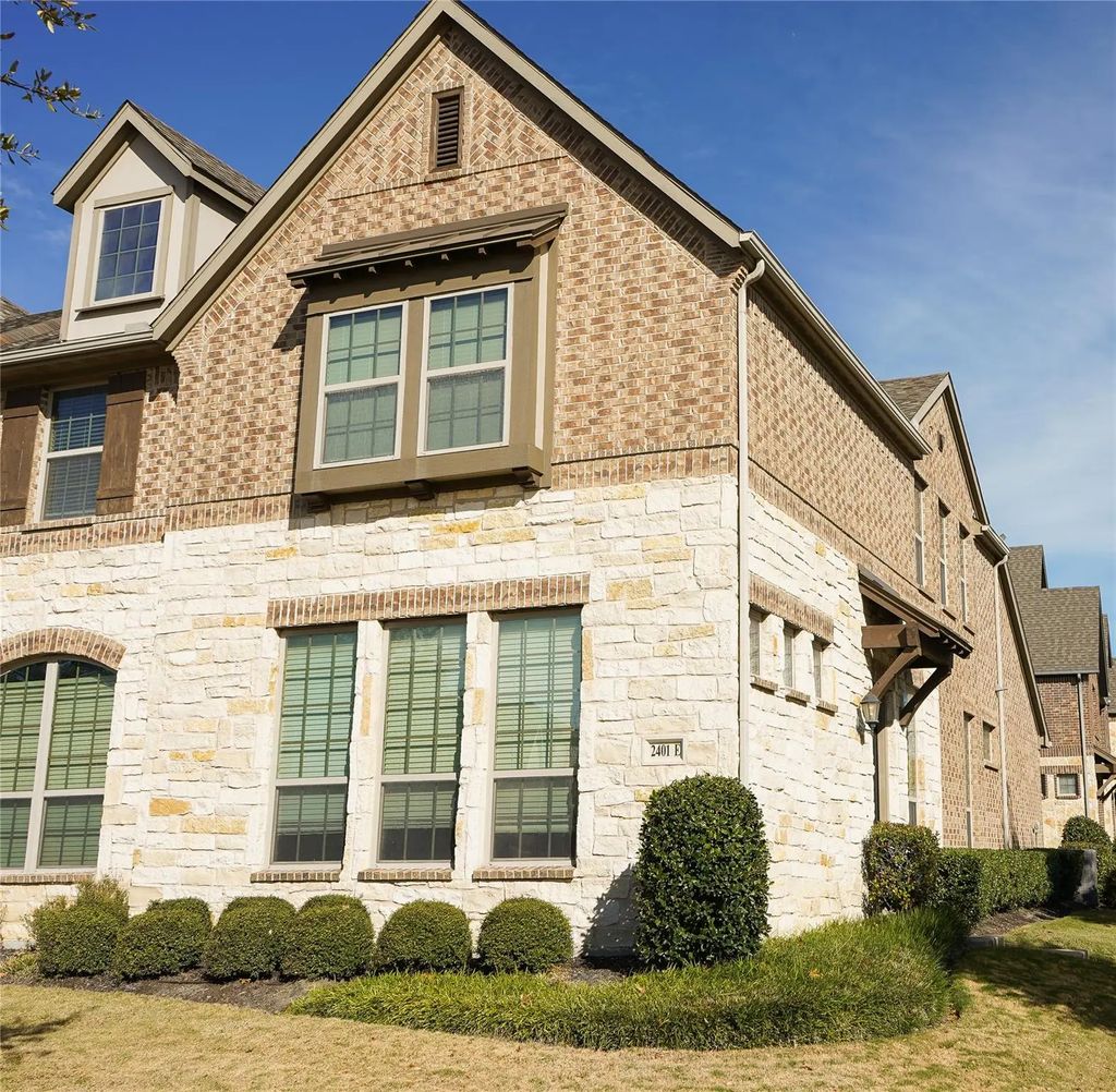 2401 Cort Drive E, Carrollton