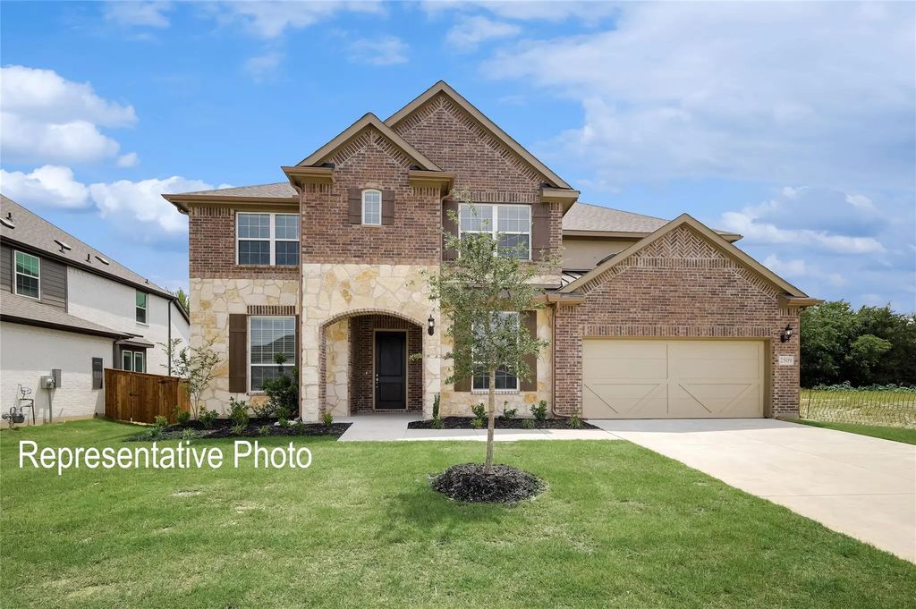 130 Lantern Ridge Drive, Aledo