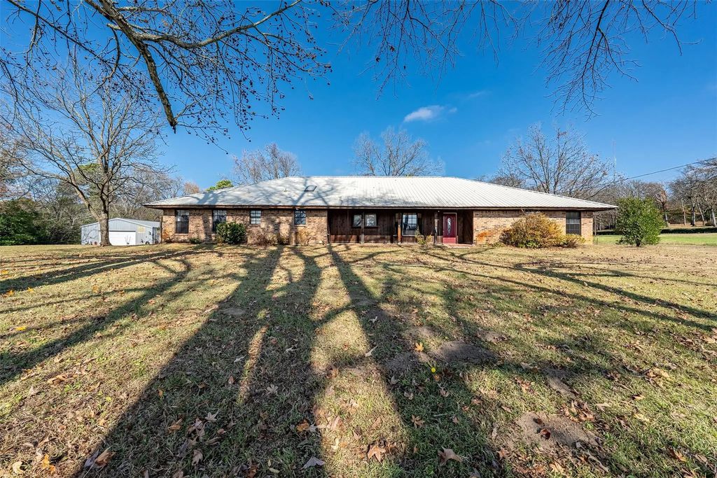 12244 County Road 180, Tyler