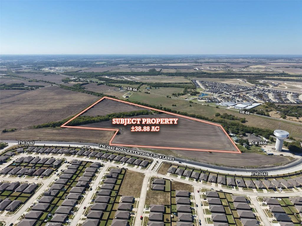 N Fm-2642, Royse City