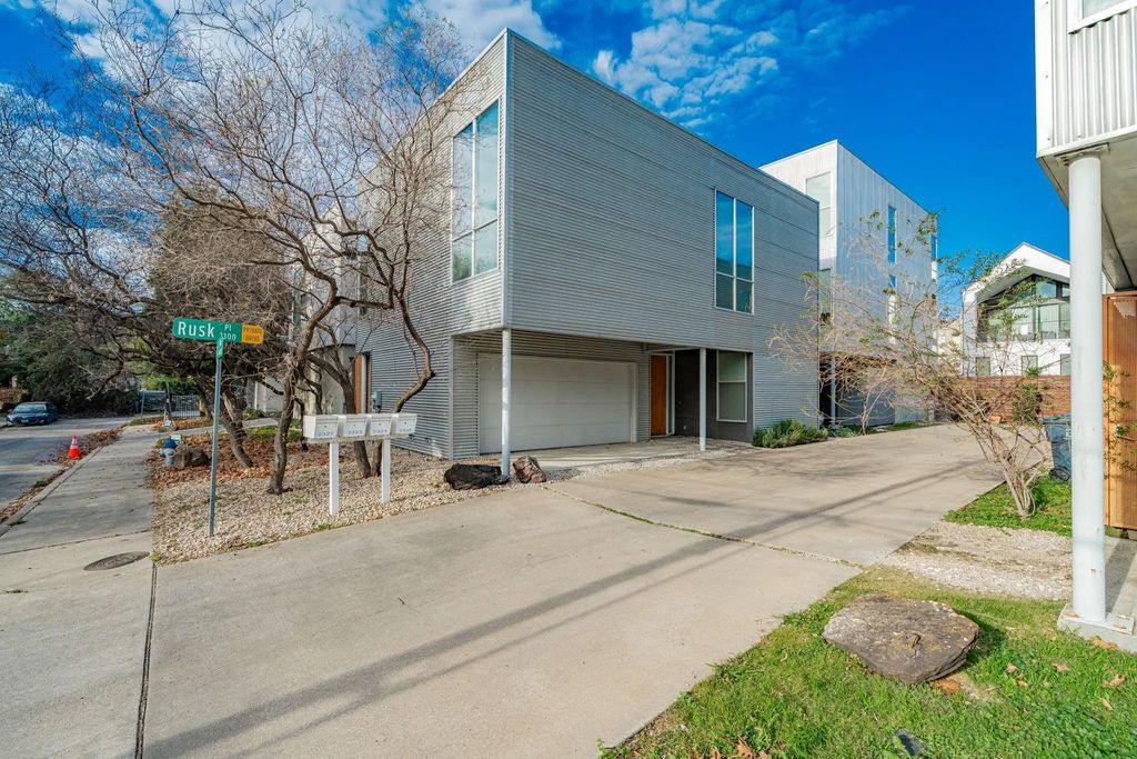 2325 Rusk Place, Dallas