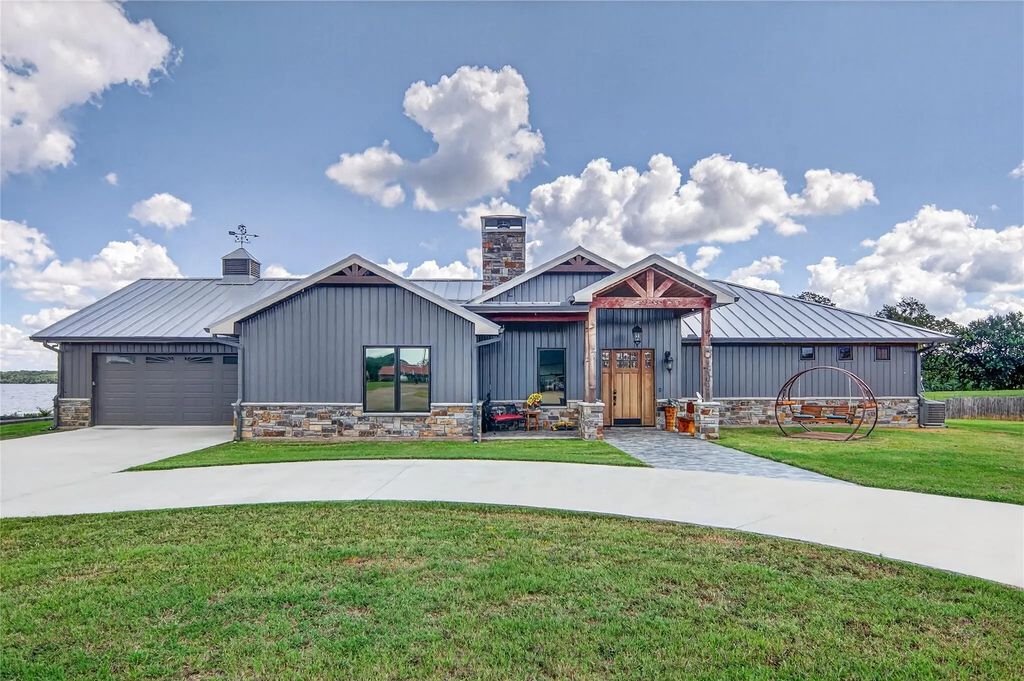 3016 W Hwy 154, Quitman