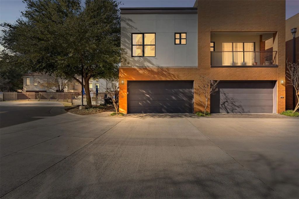 2604 Museum Way 2101, Fort Worth