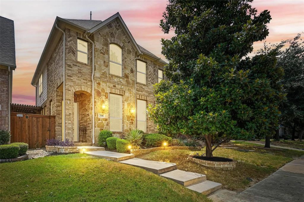 218 Wallington Way, Lewisville