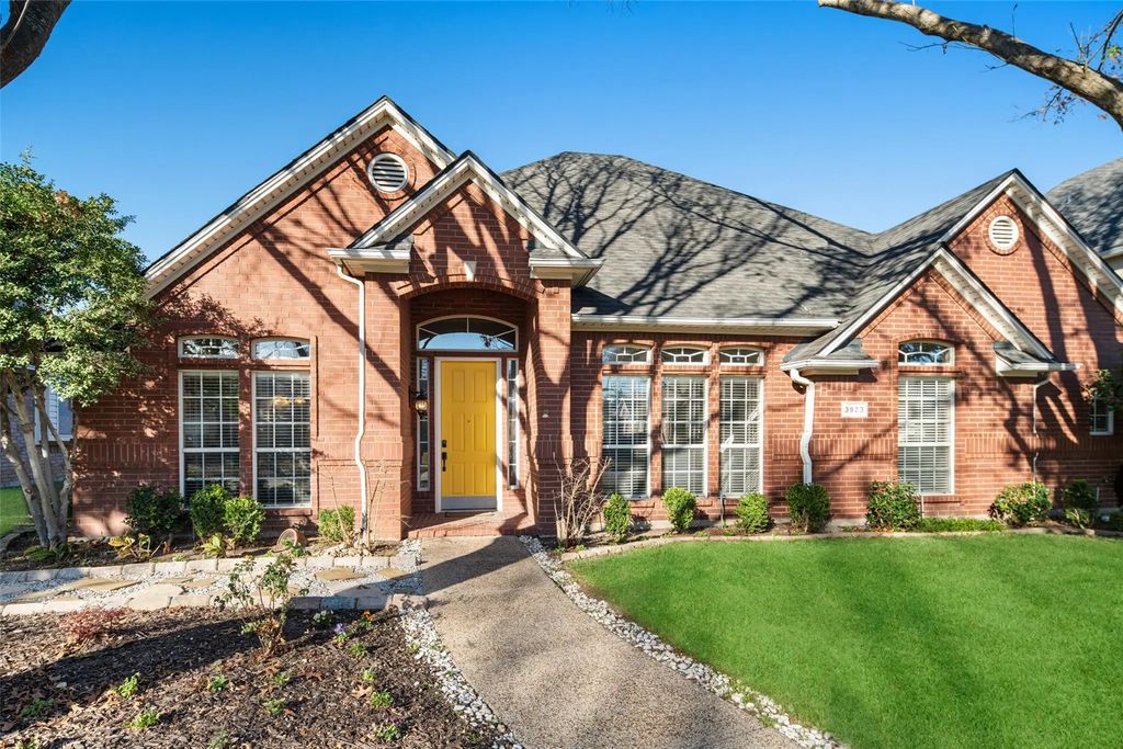 3923 Belton Drive, Dallas