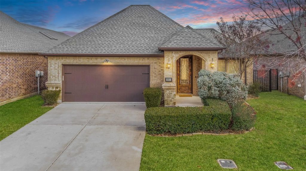 281 Tulip Way, Keller