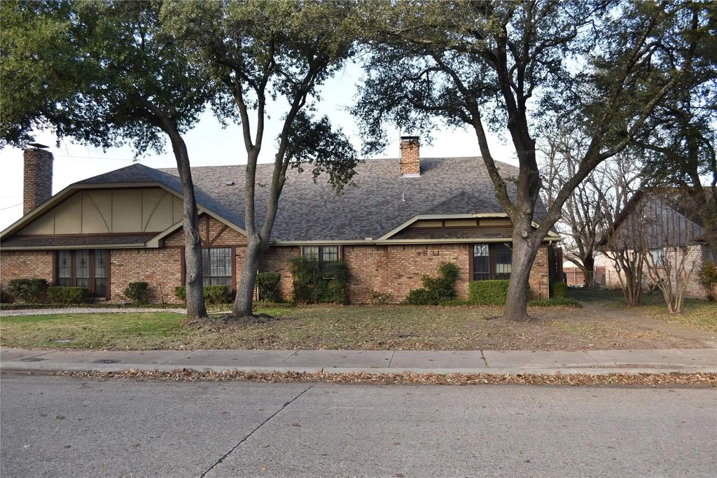 4831 Berridge Lane, Dallas