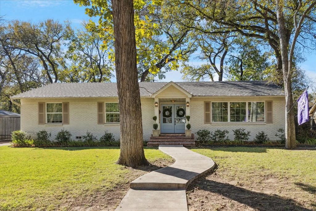 3124 Tanglewood Trail, Fort Worth