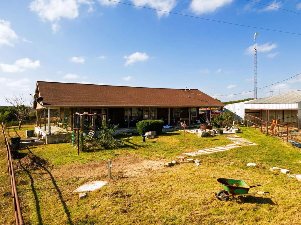 5590 Fm 580 E, Kempner