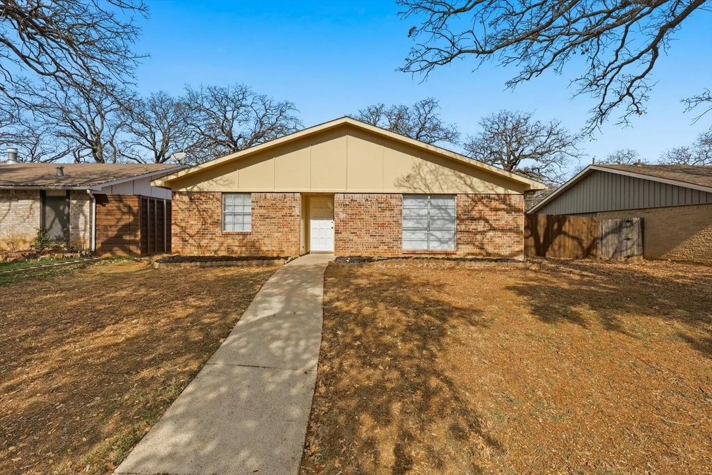 1113 Kingston Drive, Lewisville