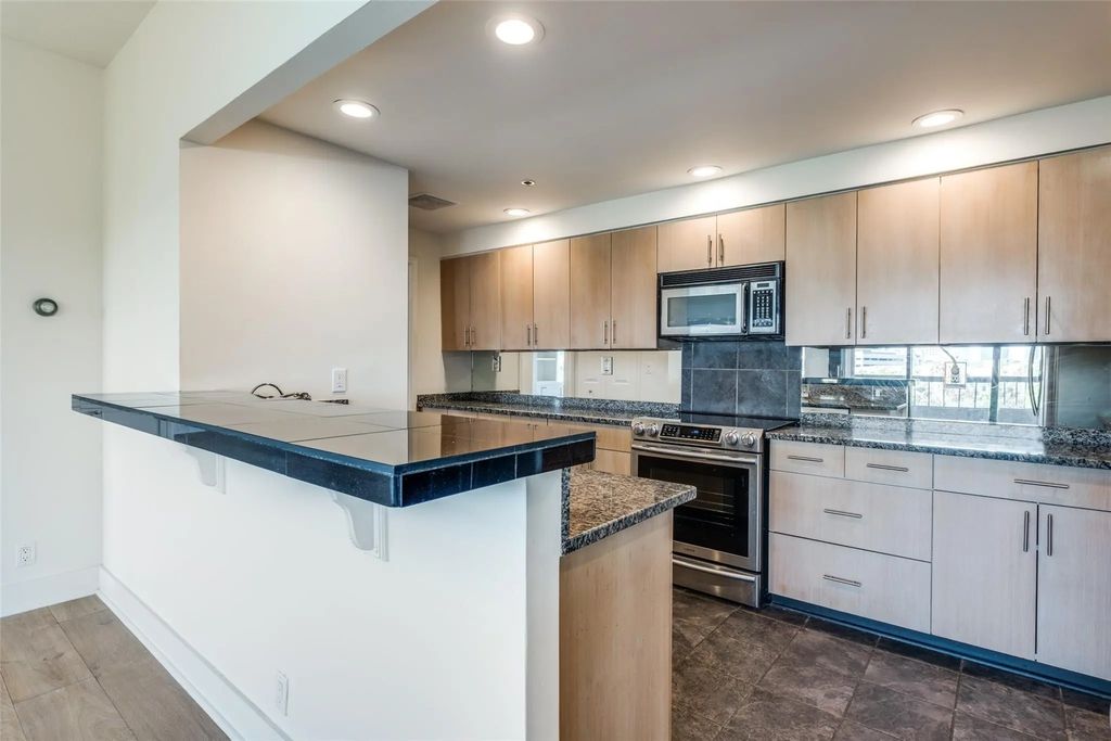 3030 Mckinney Avenue 502, Dallas
