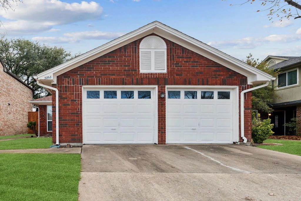 3868 Beaumont Lane, Plano