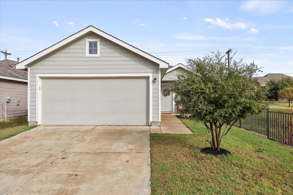 5624 Mcclelland Street, Forney