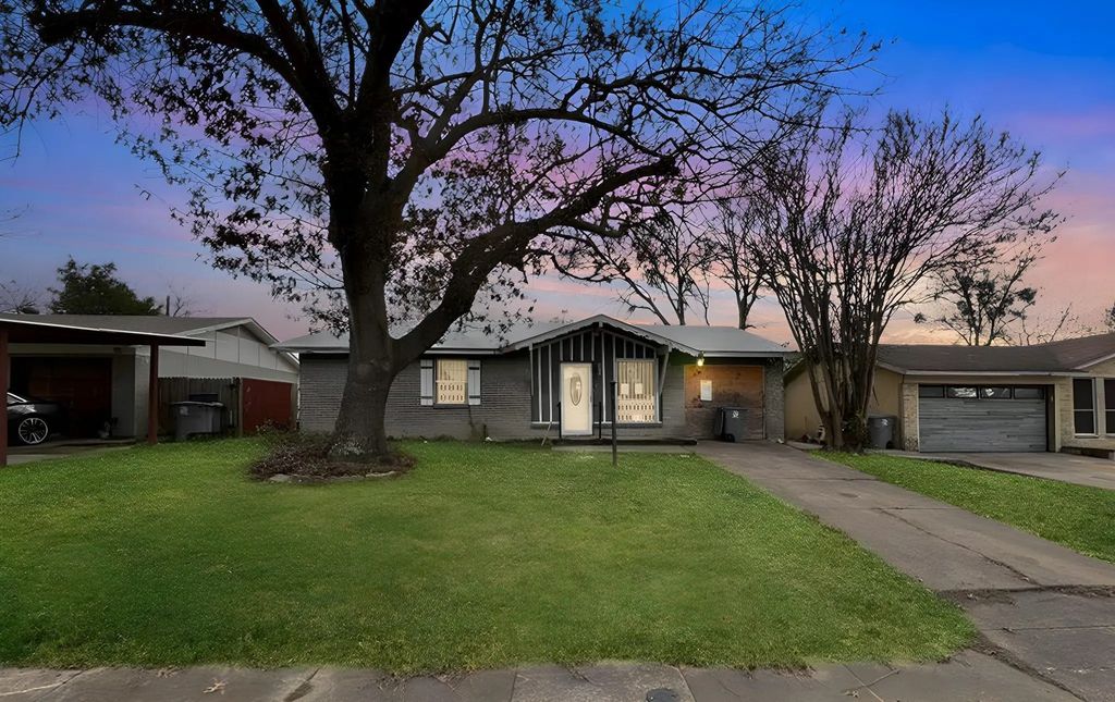 6526 Oleta Drive, Dallas