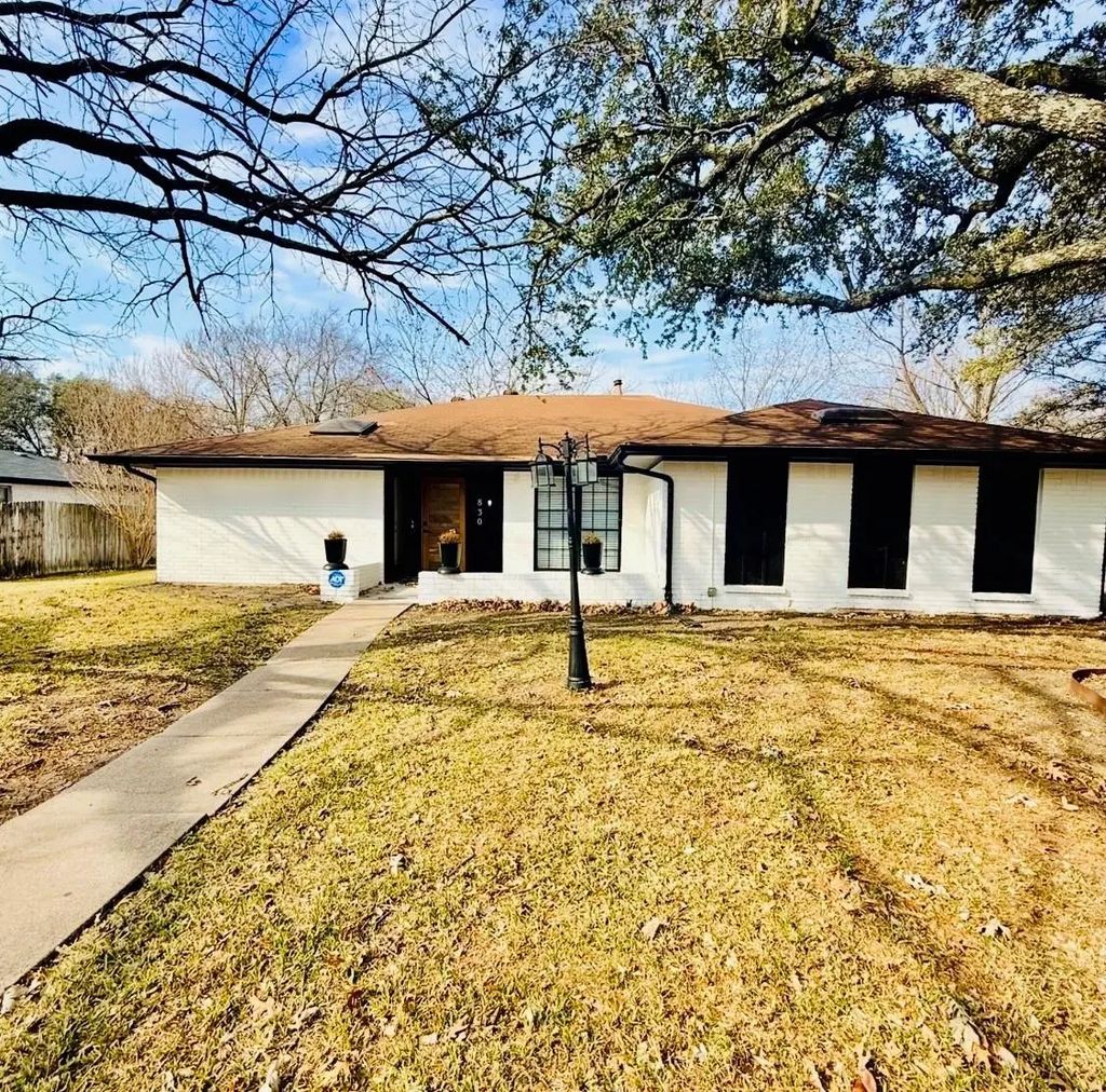 830 Bordner Drive, Lancaster