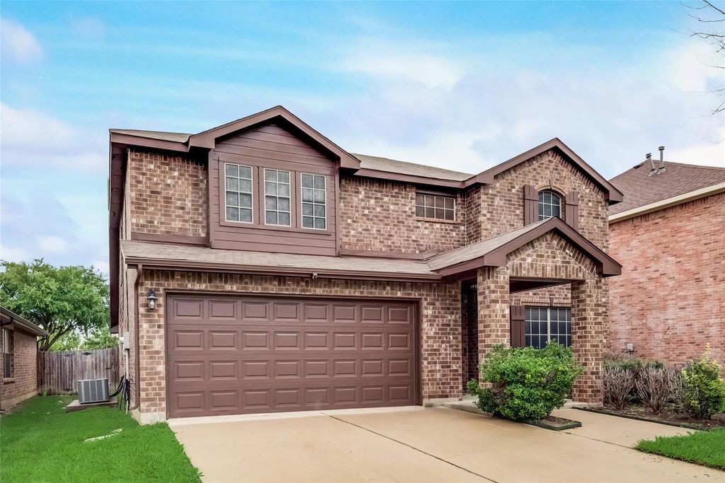2864 Westover Drive, Grand Prairie