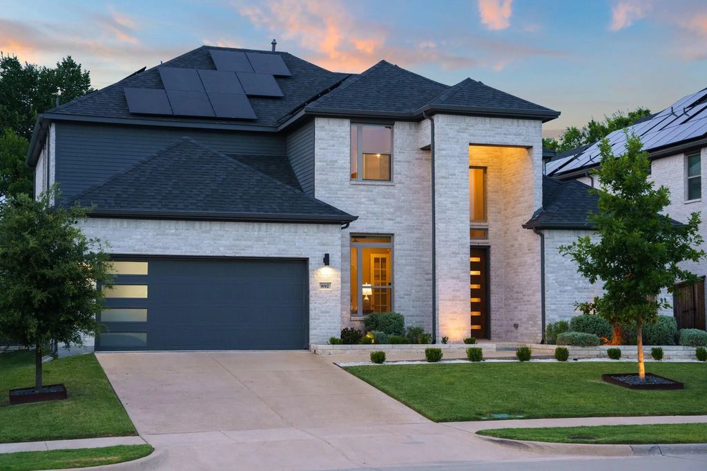 892 Panorama Drive, Allen