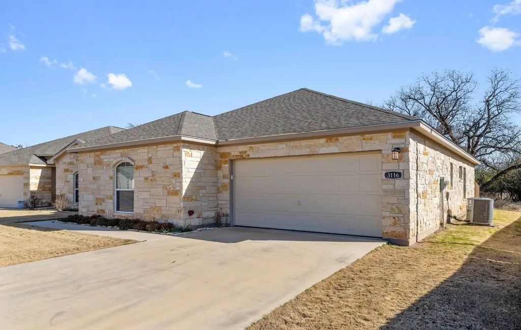 3116 Waterstone Drive, Brownwood