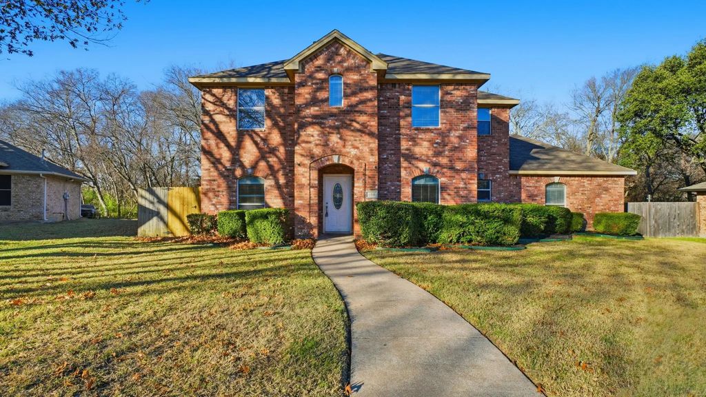 408 Channel View Court, DeSoto