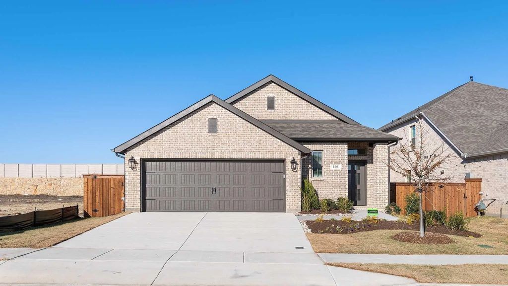 196 Palo Duro Bend, Rhome