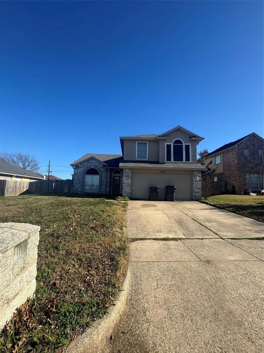 6703 Olivewood Drive, Arlington