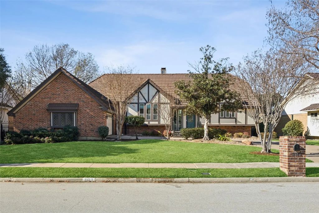 3313 Hidalgo Street, Irving