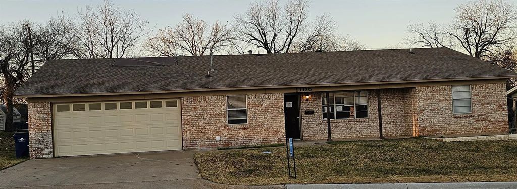 1106 Gifford Drive, Granbury