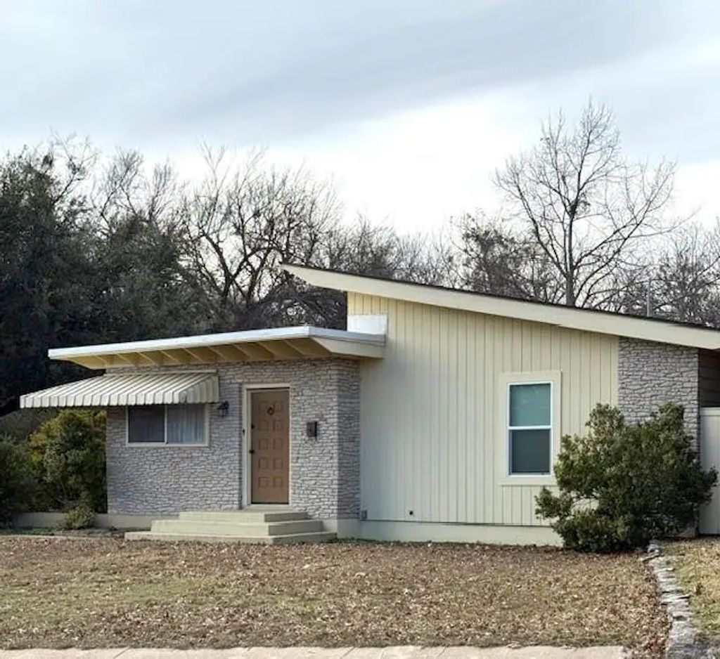 1301 Eastview, Weatherford