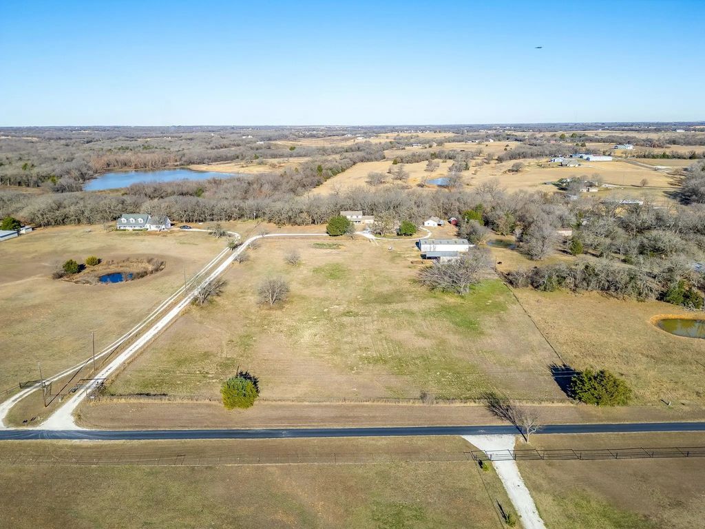 6549 Meinen Lake Road, Grandview
