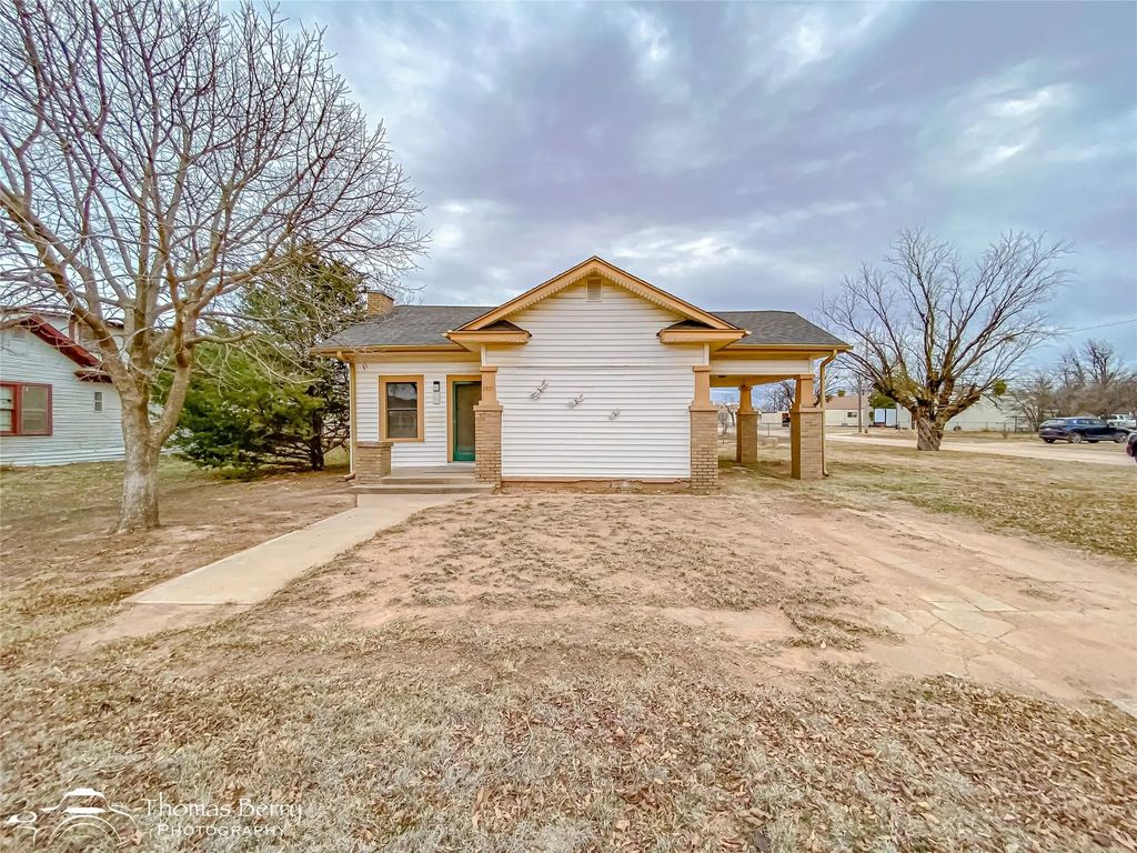 1331 Avenue N, Anson