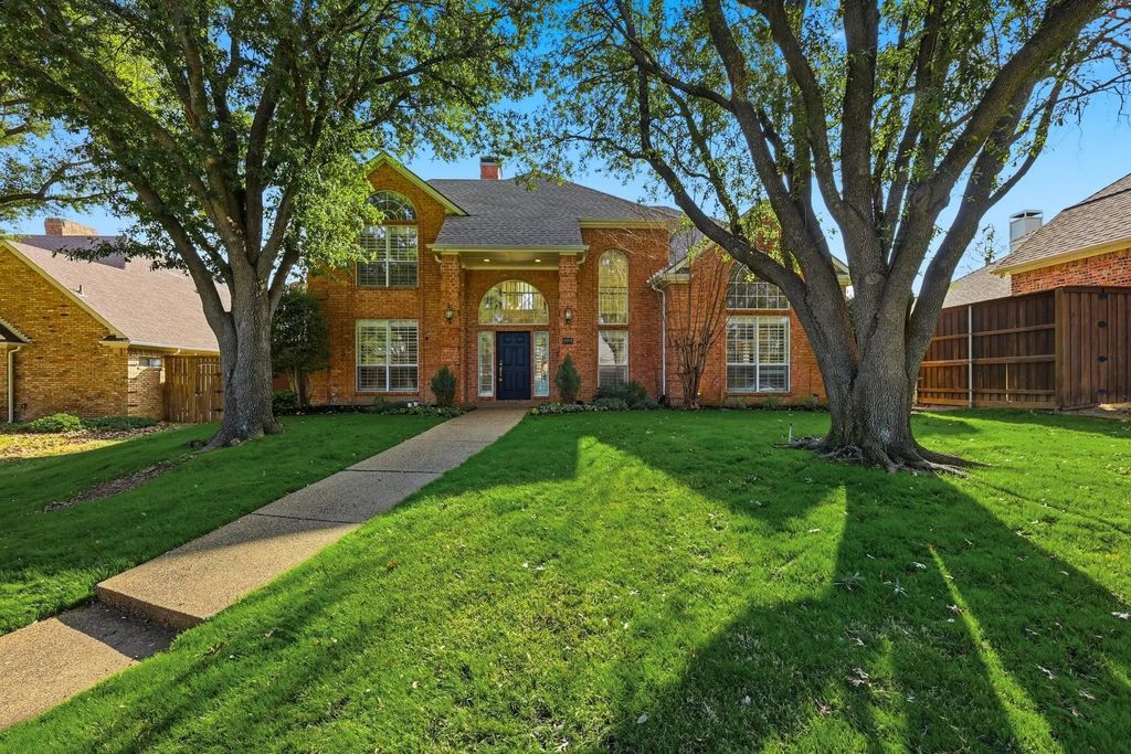 5904 Sandhills Circle, Plano